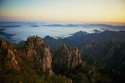 China: yellow mountains, mountain ranges, sea of clouds, horizon