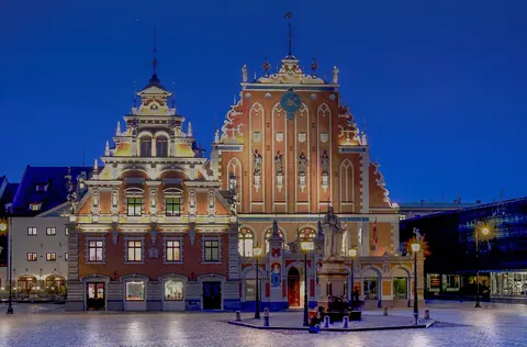 Letland: latvia, night, capital city, sightseeing