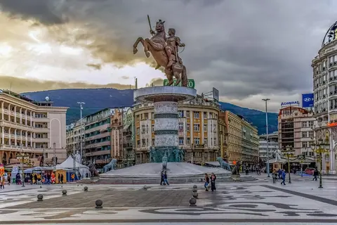 Noord-Macedonië: skopje, north macedonia, city, cityscape